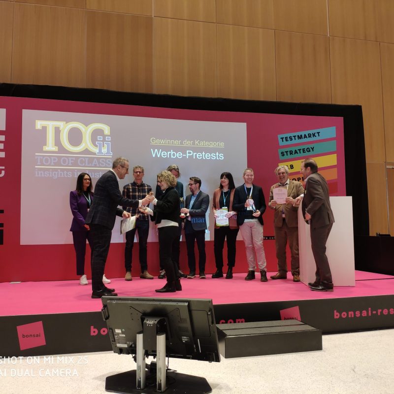 suceet_2025_TOCii_Award_stage_eye_square